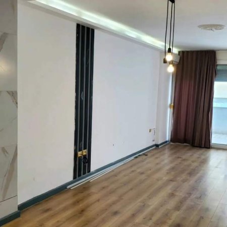 Tirane, shes apartament 2+1+A+BLK Kati 8, 105 m² 210.000 Euro (ish ekspozita)