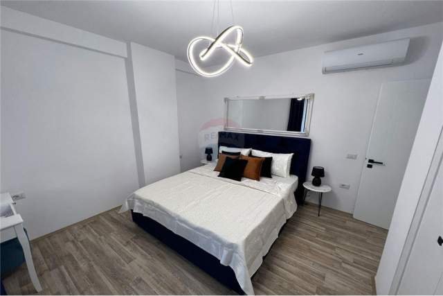 Tirane, jepet me qera apartament 1+1 Kati 1, 66 m² 650 Euro