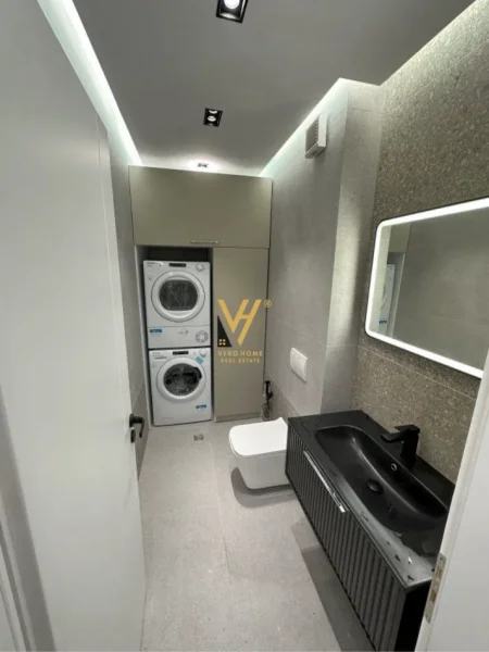 Tirane, jepet me qera apartament 2+1+Ballkon Kati 2, 106 m² 1.000 € (DON BOSKO)