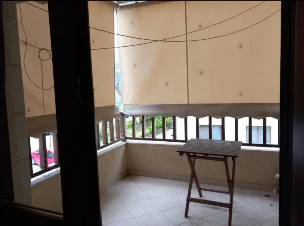 Tirane, shes apartament 2+1+Ballkon Kati 2, 100 m² (Kopshti botanik)