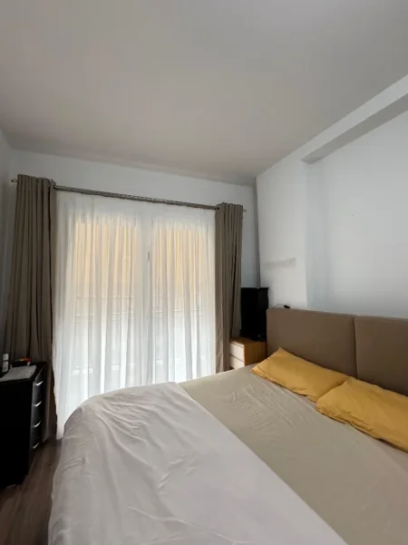 Tirane, shitet apartament 2+1+Ballkon Kati 5, 132 m² 380.000 € (Pazari i Ri)