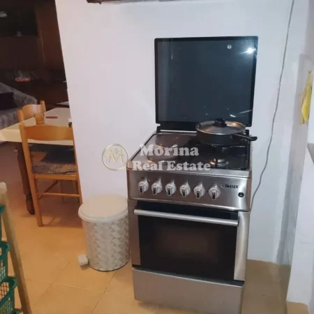 Tirane, jepet me qera apartament 1+1 Kati 3, 55 m² 350 € (Allias)