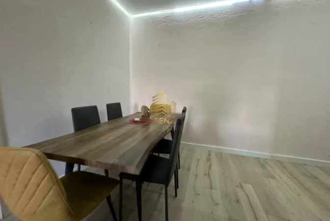 Tirane, jepet me qera apartament 2+1+Ballkon Kati 2, 107 m² 420 € (Fresk, Rruga e Dajtit)