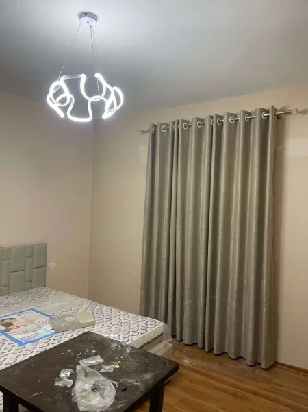 Jepet me qera nga Pronari, pa-komision Vile 2+1+Ballkon Kati 2, 110 m² 550 € (Fillim Fresk, tek fisika berthamore)