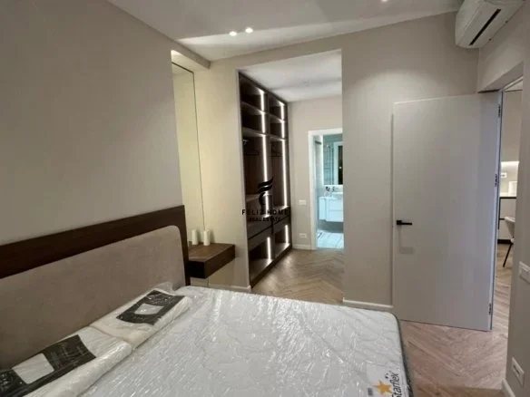Tirane, shitet apartament 2+1 Kati 9, 113 m² 410.000 € (RRUGA E KAVAJES)