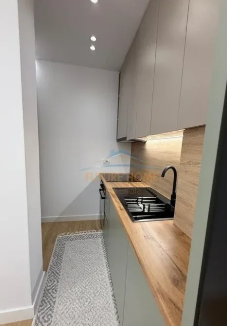 Tirane, shitet apartament 1+1 Kati 5, 51 m² 111.000 € (Unaza e re)