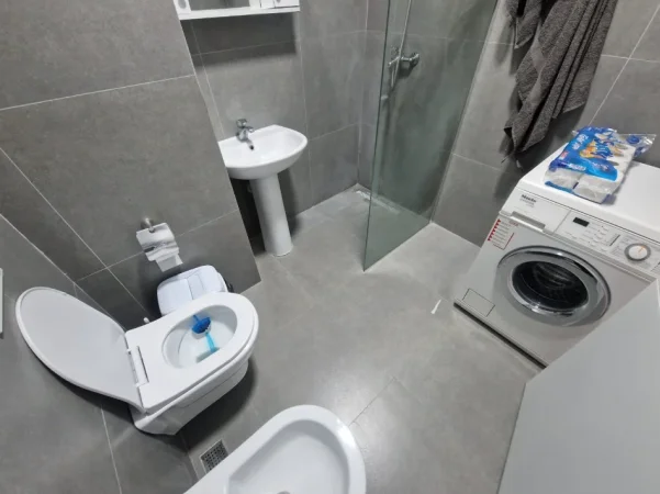 Tirane, jepet me qera apartament 1+1 Kati 4, 70 m² 470 € (Astir)