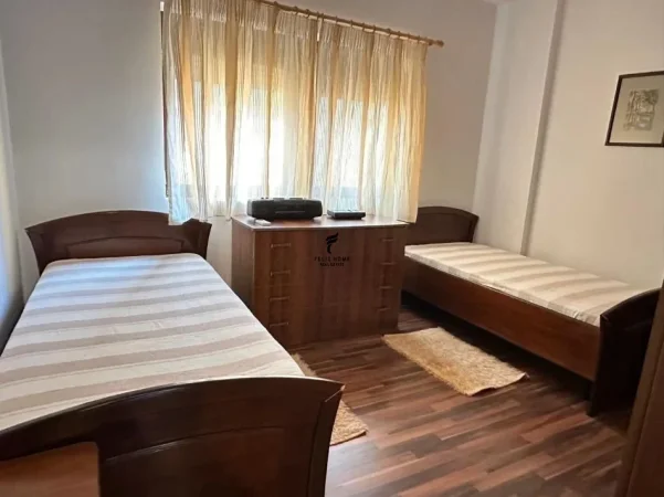 Tirane, jepet me qera apartament 2+1 Kati 7, 104 m² 900 € (RRUGA E ELBASANIT)