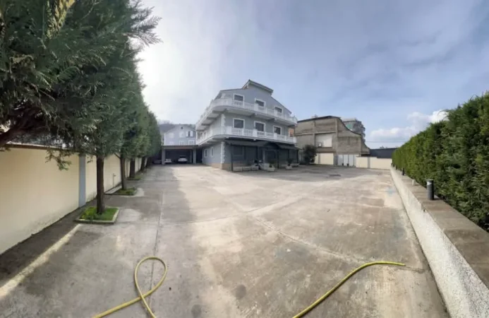 Tirane, shitet nga Pronari, pa-komision hotel Kati 2, 1.150 m² 930.000 € (vaqarr)