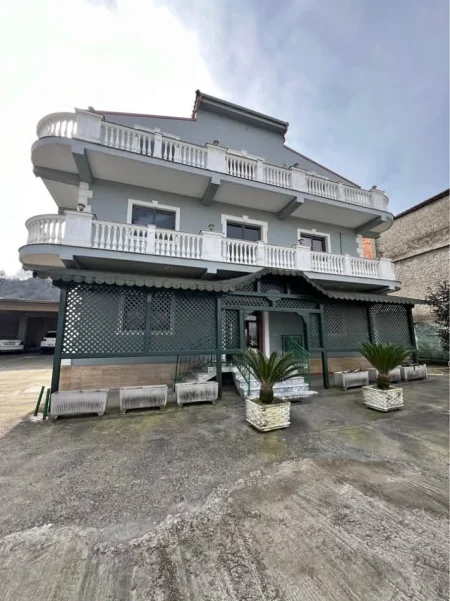 Tirane, shitet nga Pronari, pa-komision hotel Kati 2, 1.150 m² 930.000 € (vaqarr)