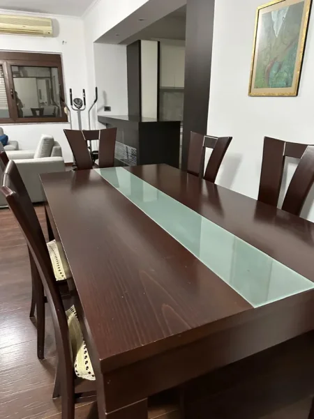 Tirane, jepet me qera apartament 2+1+Ballkon Kati 7, 102 m² 850 € (Rruga e Elbasanit)
