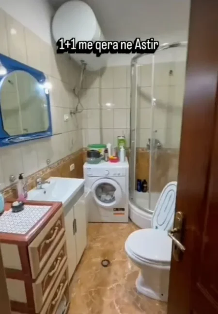 Tirane, jepet me qera apartament 1+1 Kati 5, 60 m² 430 € (prane ARC hotel, pas Raiffeisen bank)