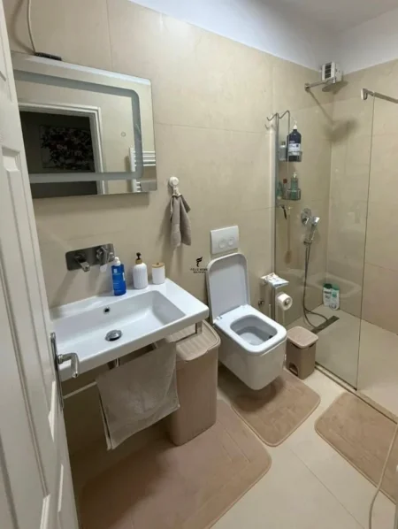Tirane, shitet apartament 3+1 Kati 6, 106 m² 160.000 € (ASTIR)