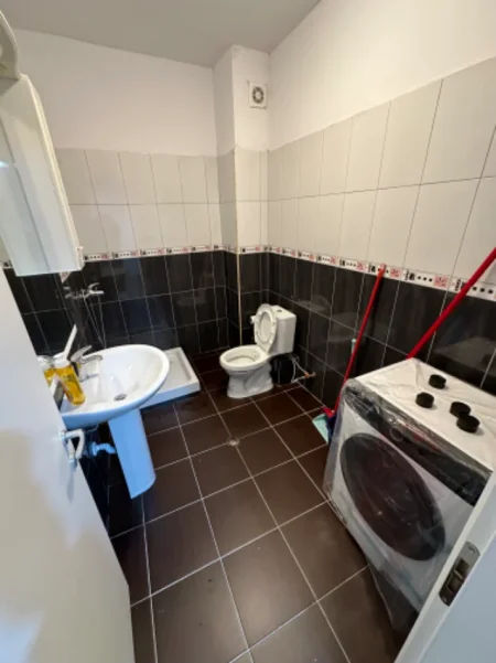 Tirane, jepet me qera apartament 2+1 Kati 9, 140 m² 500 € (Kompleksi Fratari Astir)