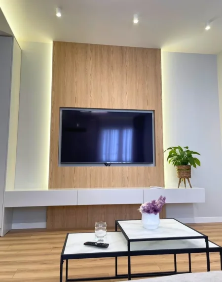 Tirane, jepet me qera apartament 1+1+Aneks+Ballkon Kati 2, 70 m² 1.150 € 