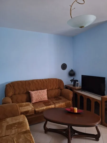 Tirane, jepet me qera apartament 1+1+Aneks+Ballkon Kati 9, 66 m² 370 € (Rruga " Kahreman Ylli")