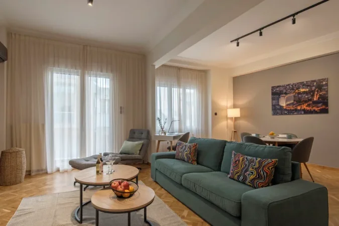 Tirane, jepet me qera apartament 1+1+Ballkon Kati 3, 64 m² 625 € (jordan misja)