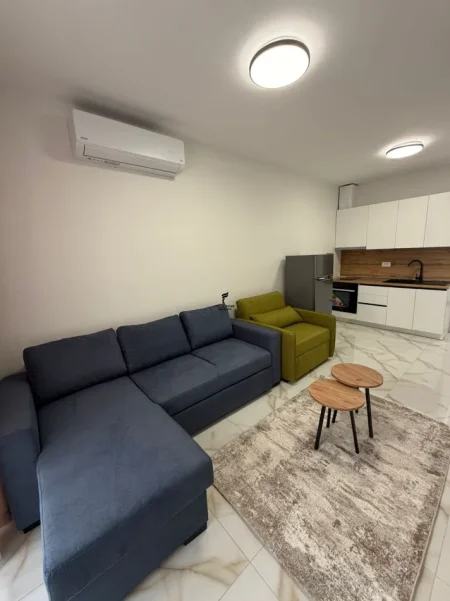 Tirane, jepet me qera garsonier Kati 2, 40 m² 420 € (LAPRAKA)