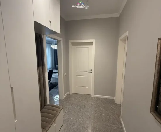 Tirane, jepet me qera apartament 2+1 Kati 2, 120 m² 730 € (Rruga Panorama)