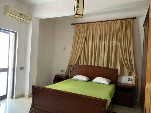 Tirane, jepet me qera apartament 2+1+Aneks Kati 2, 150 m² 500 € 