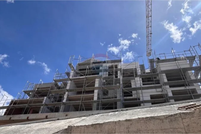 Vlore, shitet apartament 2+1 , 141 m² 538.000 € (Dhermi)