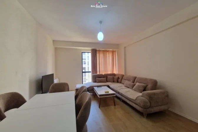 Tirane, jepet me qera apartament 1+1 Kati 4, 70 m² 470 € (Rruga sokrat Miho)