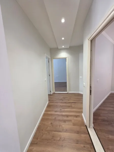 Tirane, shitet apartament 2+1+Aneks+Ballkon Kati 6, 115 m² 149.000 € (Rruga e Teleferikut)