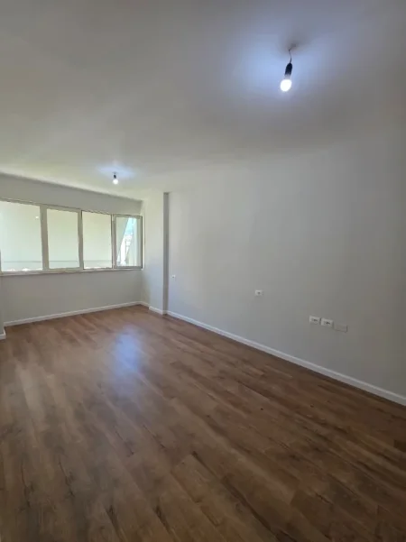 Tirane, shitet apartament 2+1+Aneks+Ballkon Kati 6, 115 m² 149.000 € (Rruga e Teleferikut)
