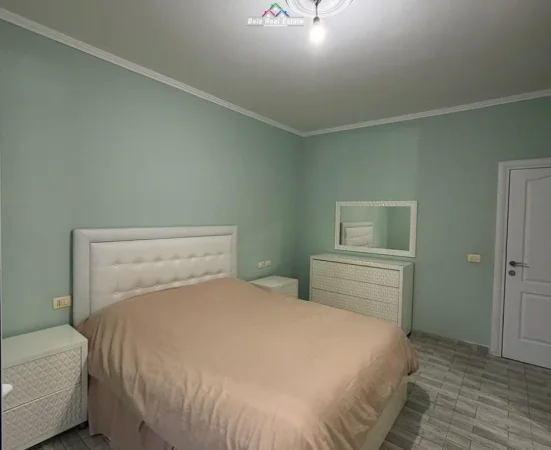 Tirane, jepet me qera apartament 2+1 Kati 5, 100 m² 670 € (Rruga Teodor Keko)