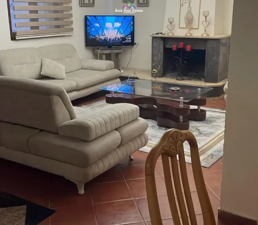 Tirane, jepet me qera Vile 2+1 Kati 3, 150 m² 620 € (ali demi)