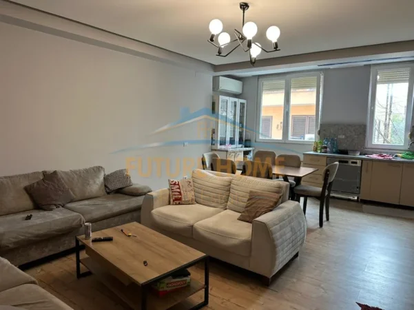 Shitet Apartament 2+1+2. Kopshti Zoologjik 241500 Euro
