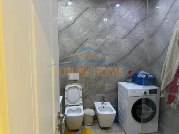 Shitet Apartament 2+1+2. Kopshti Zoologjik 241500 Euro