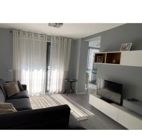 Tirane, jepet me qera apartament 2+1 Kati 6, 80 m² 600 € 