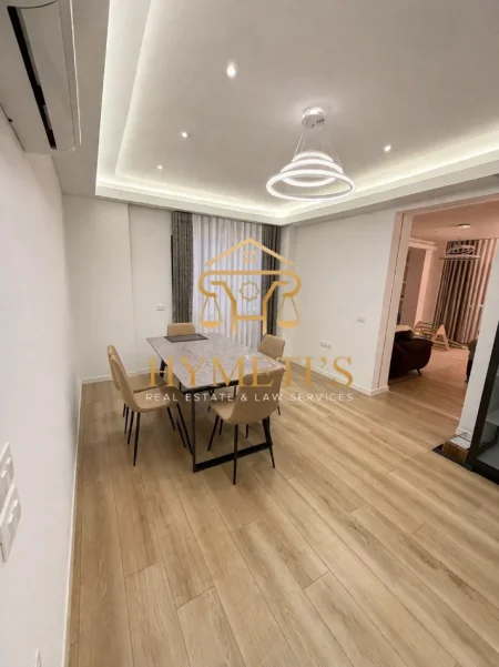 Tirane, jepet me qera 2+1 , 120 m² 1.200 € (Kodra e Diellit, Tiranë)