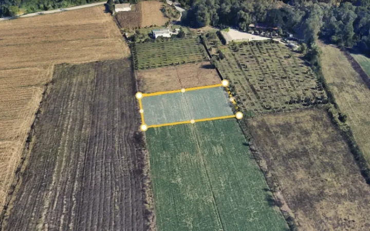 Tirane, shes toke , 1.520 m² 60.000 € 