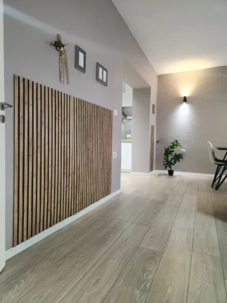 Tirane, jepet me qera apartament 1+1 Kati 2, 65 m² 650 € (Rruga Myslym Shyri)