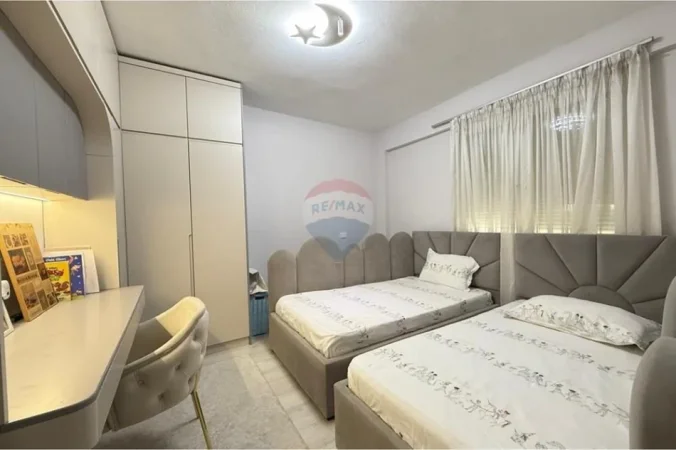 Tirane, shitet apartament 2+1 , 125 m² 370.000 € (Stadiumi Dinamo)
