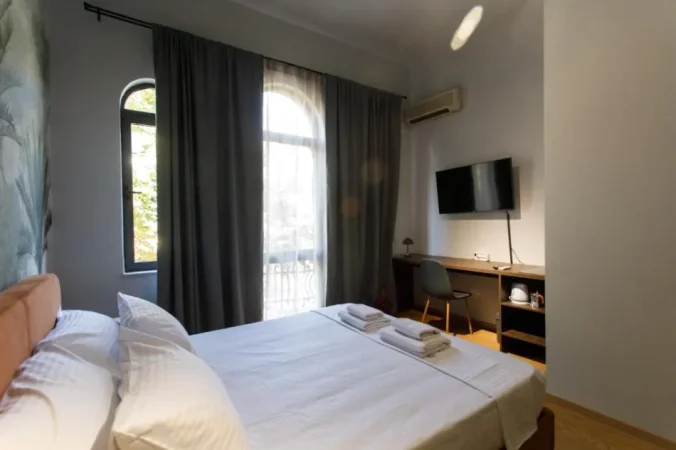 Tirane, oferte Dhoma me Qera Ditore