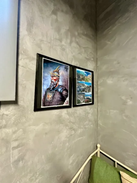 Tirane, prezantoj Dhoma me Qera Ditore