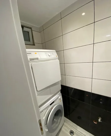 Tirane, jepet me qera apartament 1+1 Kati 1, 60 m² 650 € (RRUGA E ELBASANIT)