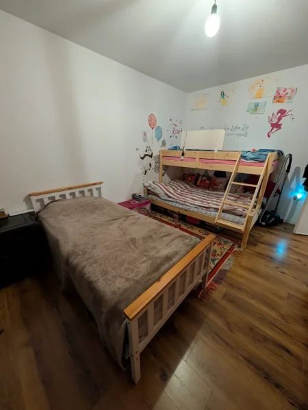 Tirane, shitet apartament 2+1 Kati 3, 75 m² 170.984 € (Rruga e Kavajes)