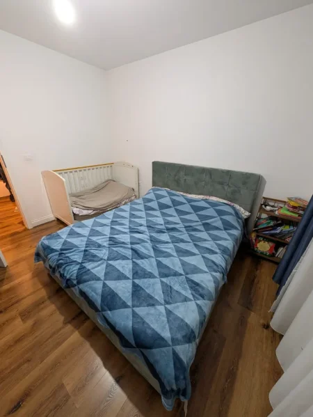 Tirane, shitet apartament 2+1 Kati 3, 75 m² 170.984 € (Rruga e Kavajes)