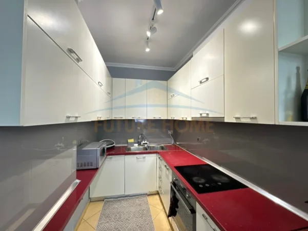 Tirane, shitet apartament 2+1 Kati 5, 106 m² 161.000 € (YZBERISHT)