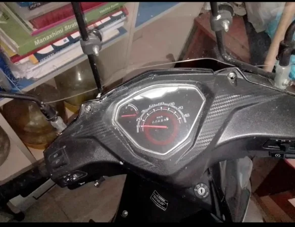 Tirane, shitet motor Zonsen , e zeze 600 km 1.100 €