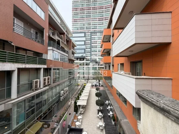 Tirane, jepet me qera ambjent biznesi Kati 2, 131 m² 2.350 € (PËRBALLË COIN, PRANË RTSH)