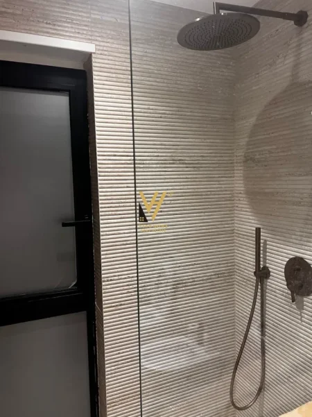 Tirane, shitet apartament 3+1+Ballkon Kati 5, 154 m² 750.000 € (BLLOK)