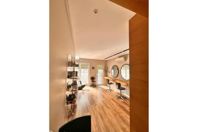Tirane, jepet me qera dyqan , 100 m² 1.500 € (Rruga Don Bosko, Tiranë(ID: 530601002-358))