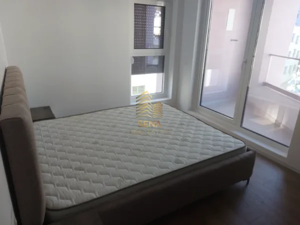 Tirane, jepet me qera apartament 2+1+Ballkon Kati 4, 77 m² 500 € (Ali Demi, Rezidenca Kadiu)