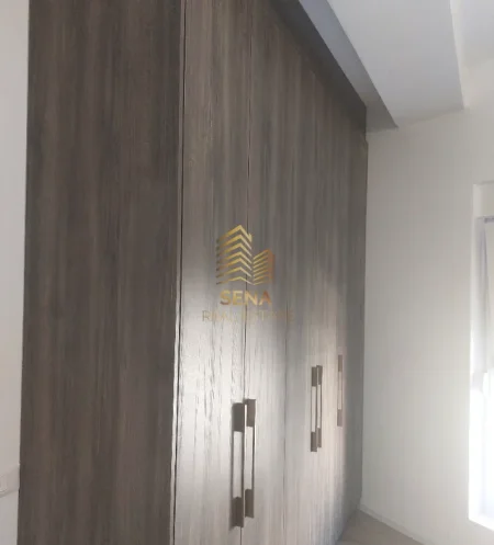 Tirane, jepet me qera apartament 2+1+Ballkon Kati 4, 77 m² 500 € (Ali Demi, Rezidenca Kadiu)