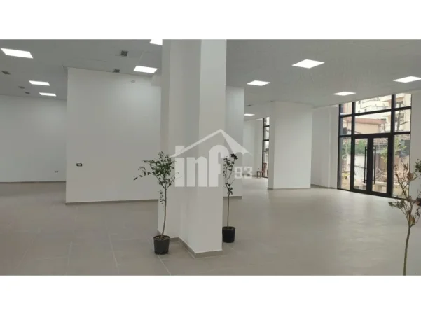 Tirane, shitet ambjent biznesi Kati 0, 418 m² 1.430.000 € (RRUGA E “BARRIKADAVE”, PRANË GJIMNAZIT “SAMI FRASHËRI”)